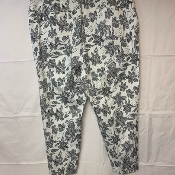 Dana Buchman pants SZ 22 white with black print floral classic flat front - Picture 4 of 11